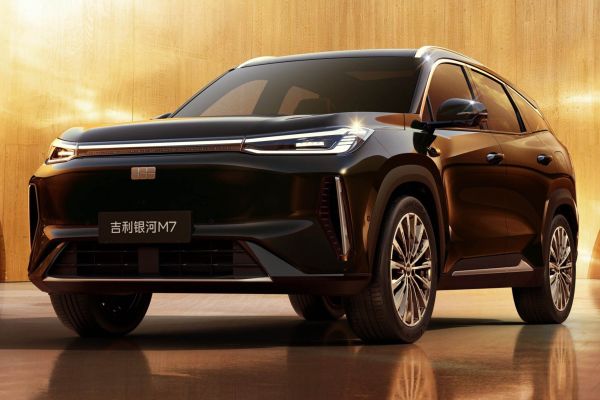 吉利银河M7迎来全球首秀