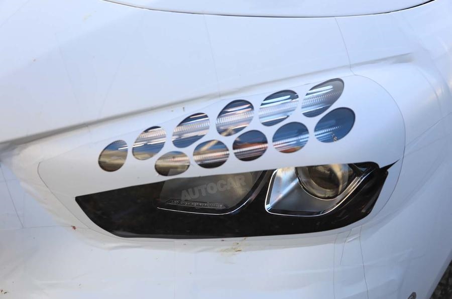 新奔驰B级将发布 2019年初上市/推插电混动车型