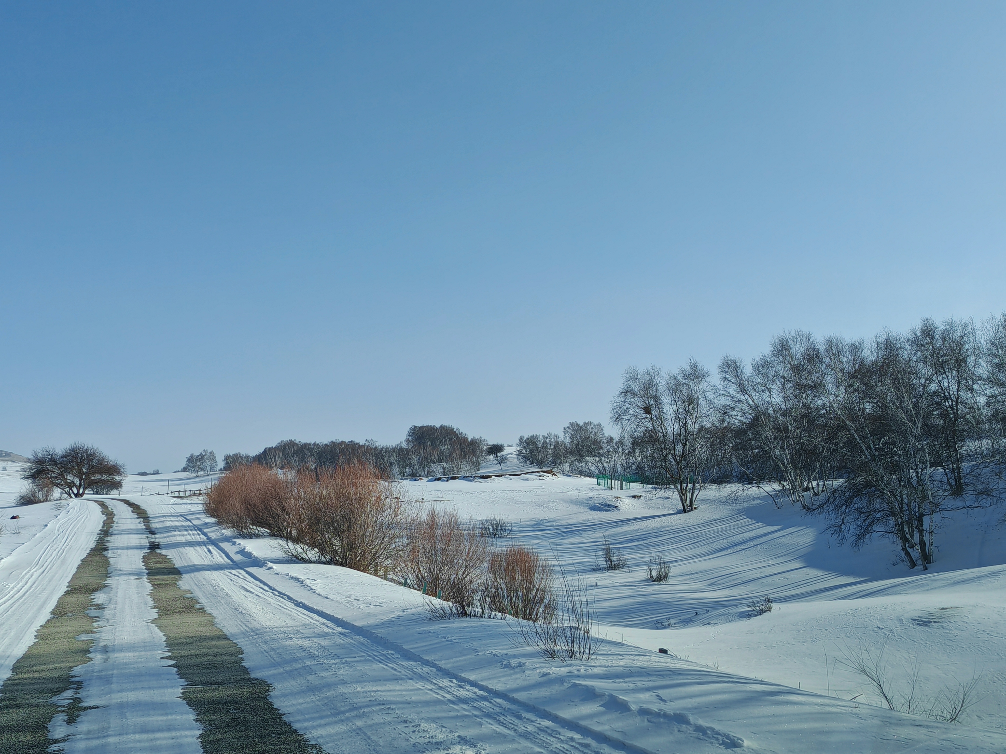 不止哈爾濱有冰雪 沃爾沃XC60 T8烏蘭布統(tǒng)之行