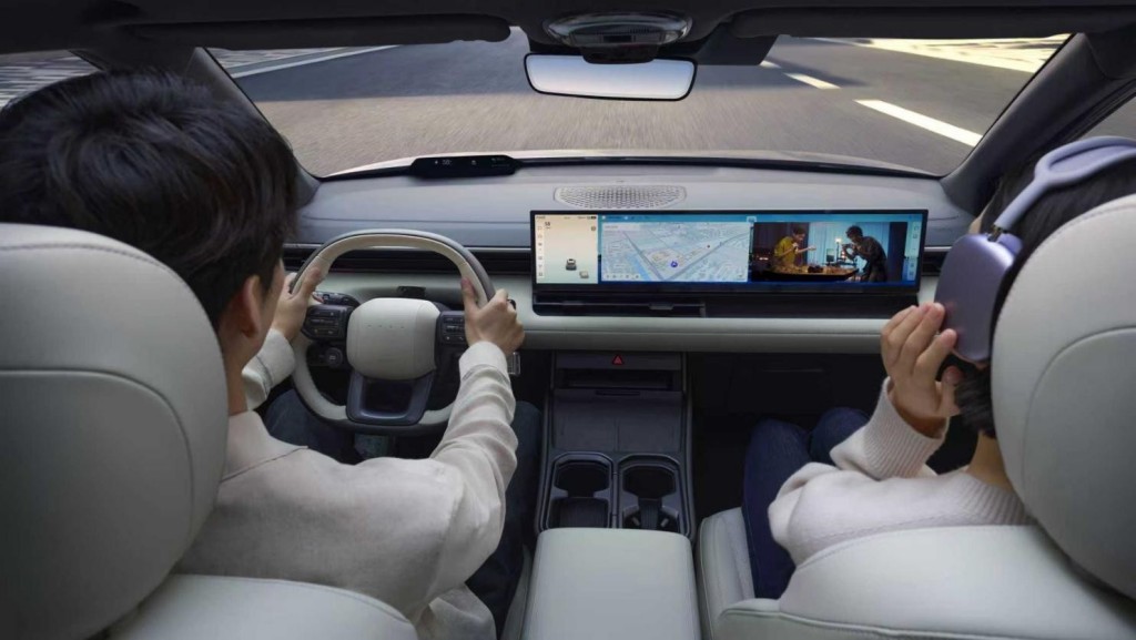 北京现代EO羿欧上市11.98万起“6大品质”打造新质力纯电SUV