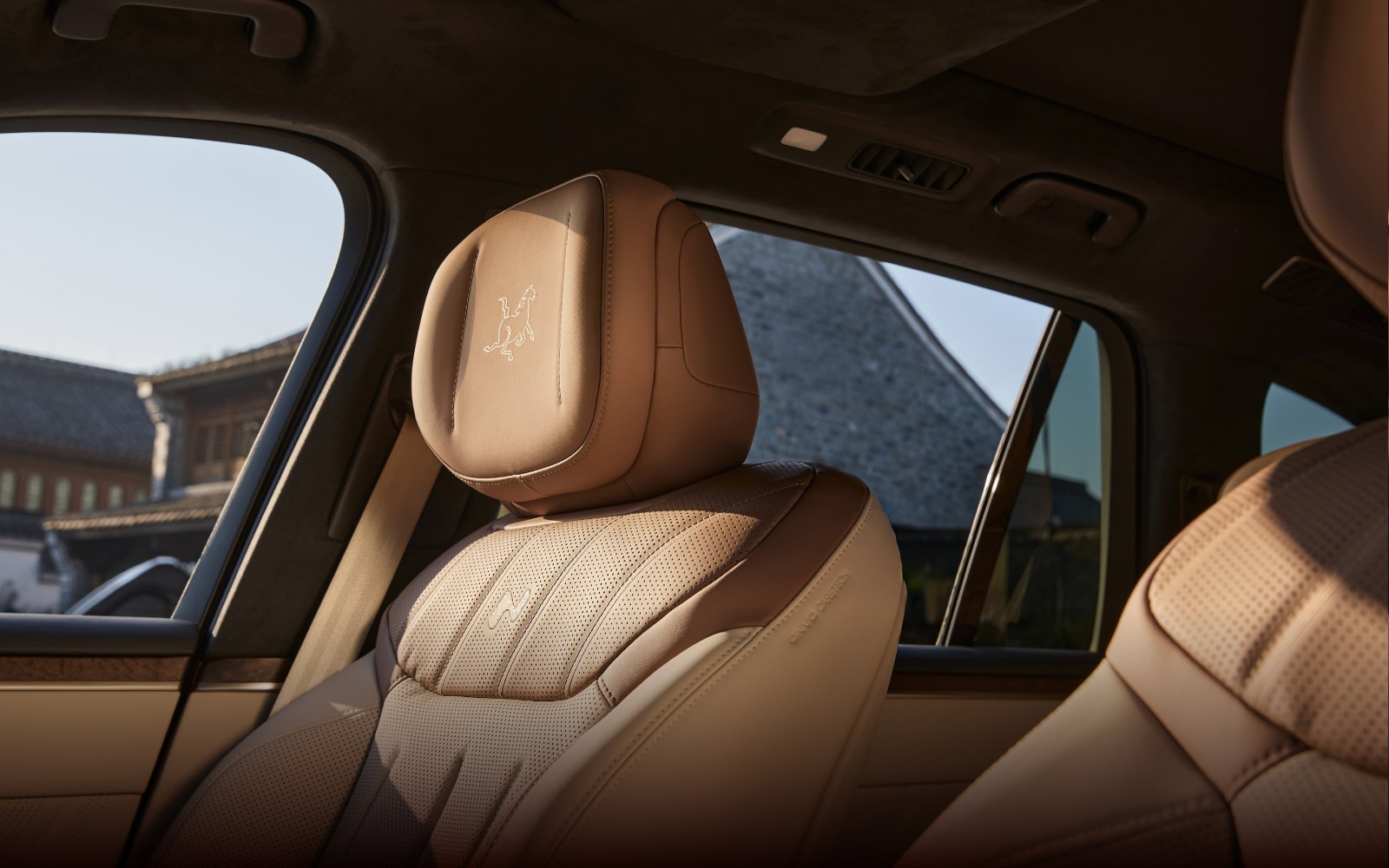 整车购买价29.68万起 乐道L90马到成功版正式上市 整车购买价29.68万起 乐道L90马到成功版正式上市